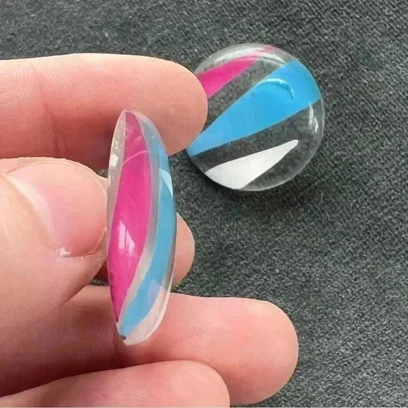 Vintage Pink & Blue Acrylic Earrings Circular 80s fun boho - Picture 2 of 6